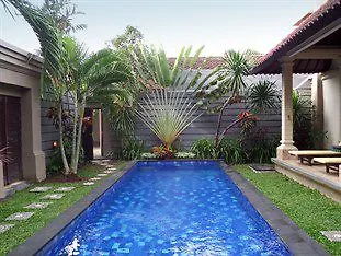 Hotel Oyo 772 Bali Krisna Seminyak 2*,